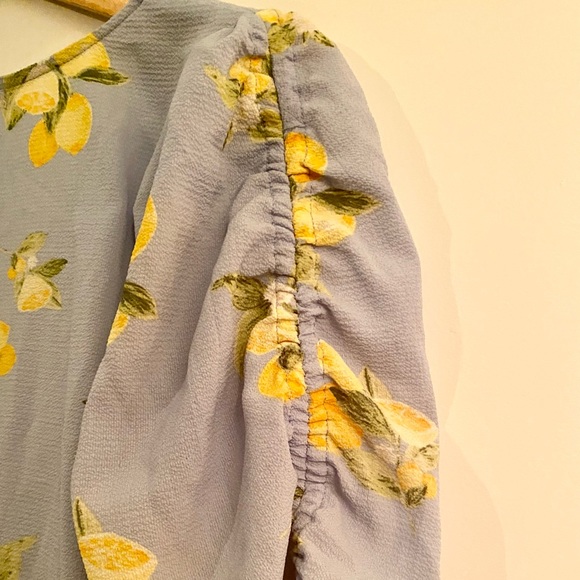 Lemon Print Blouse - Picture 5 of 5